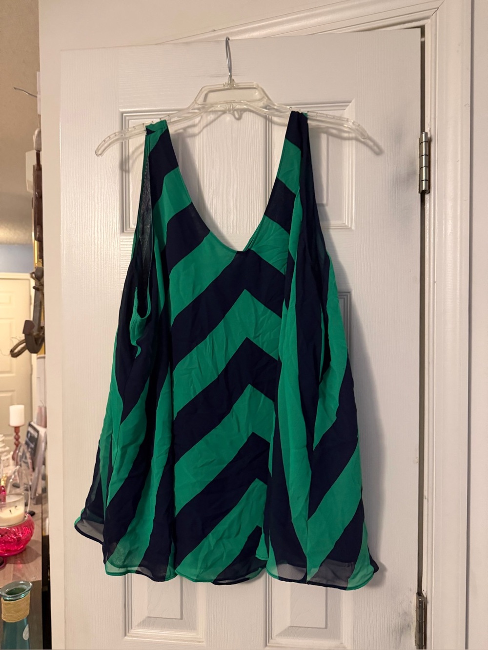 Lane Bryant Green & Navy Chevron V-Neck Tank
